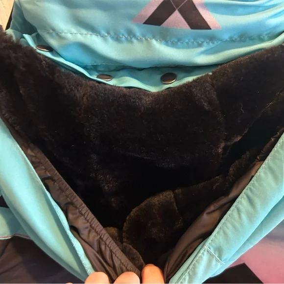 Pro Max Jacket - Picture 3 of 4